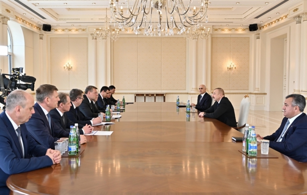 Le président Ilham Aliyev reçoit une délégation menée par le gouverneur de la province russe d’Astrakhan