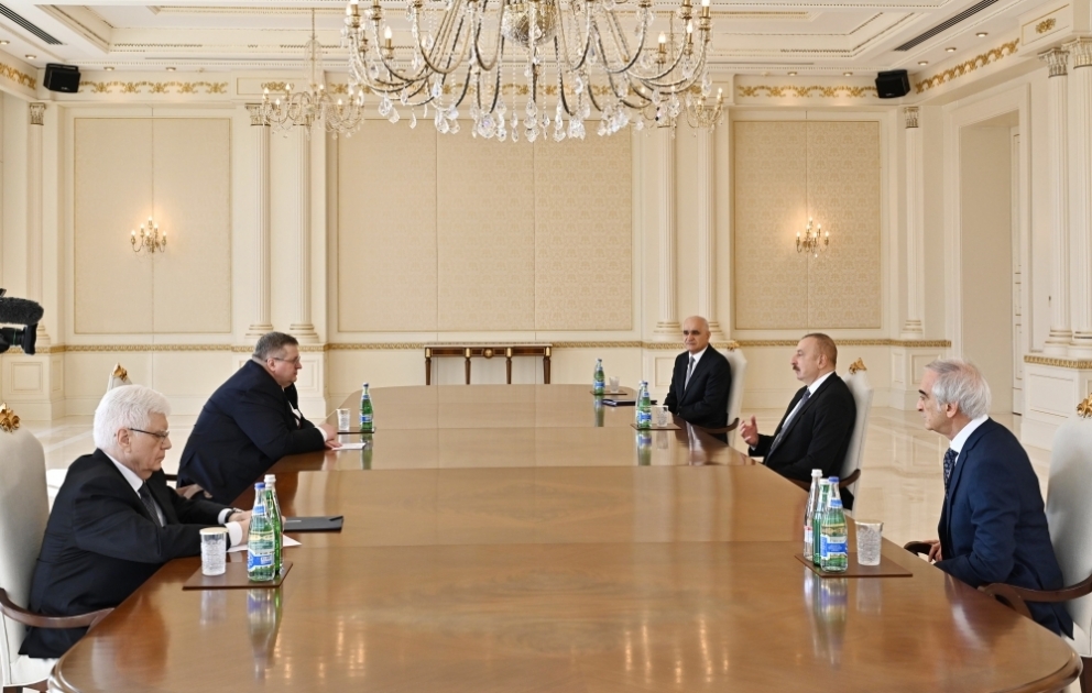Prezident İlham Əliyev Rusiyanın Baş nazirinin müavinini qəbul edib