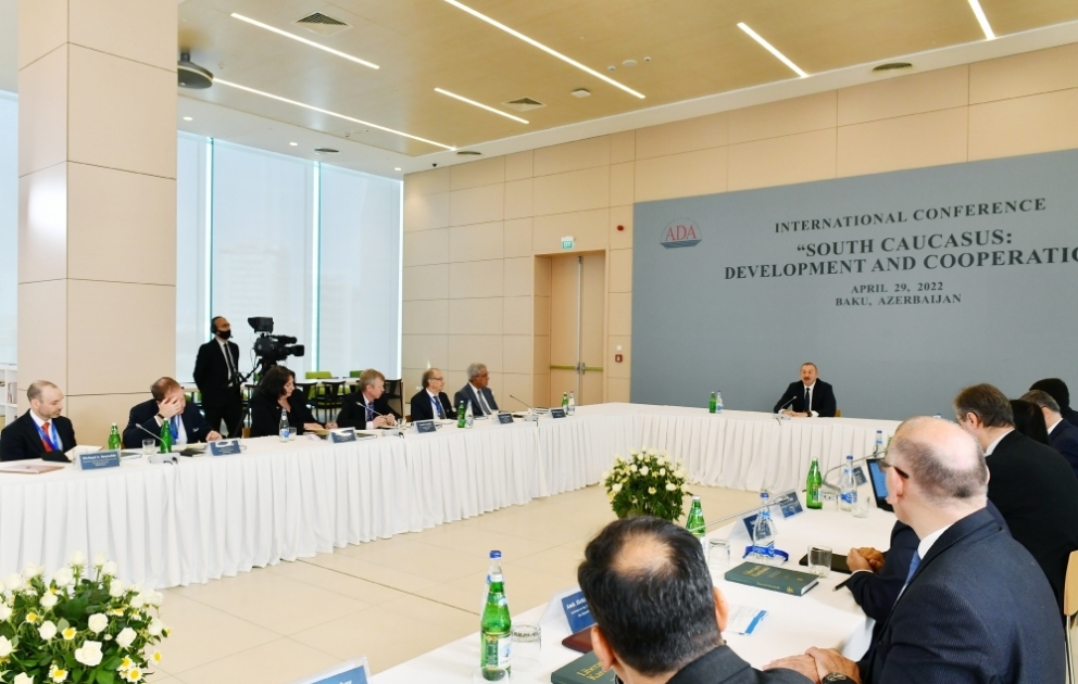 ADA Universitetində “Cənubi Qafqaz: İnkişaf və əməkdaşlıq” mövzusunda beynəlxalq konfrans keçirilib 
Azərbaycan Prezidenti İlham Əliyev konfransda iştirak edib