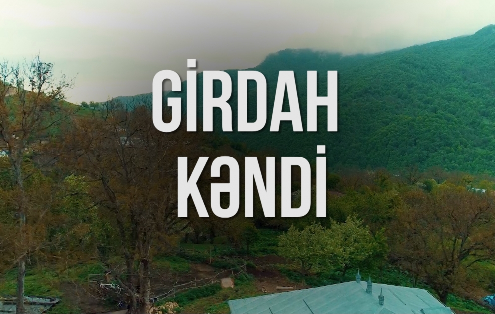 Qayalar arasındakı kənd