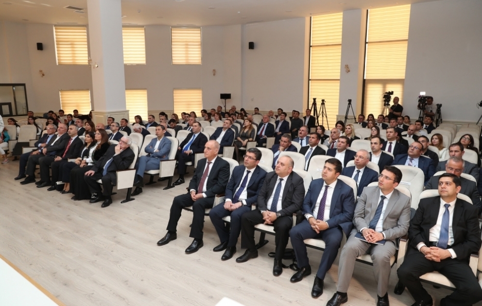 AZƏRTAC-da “Heydər Əliyev və müstəqil Azərbaycan mediasının inkişafı” mövzusunda konfrans keçirilib
