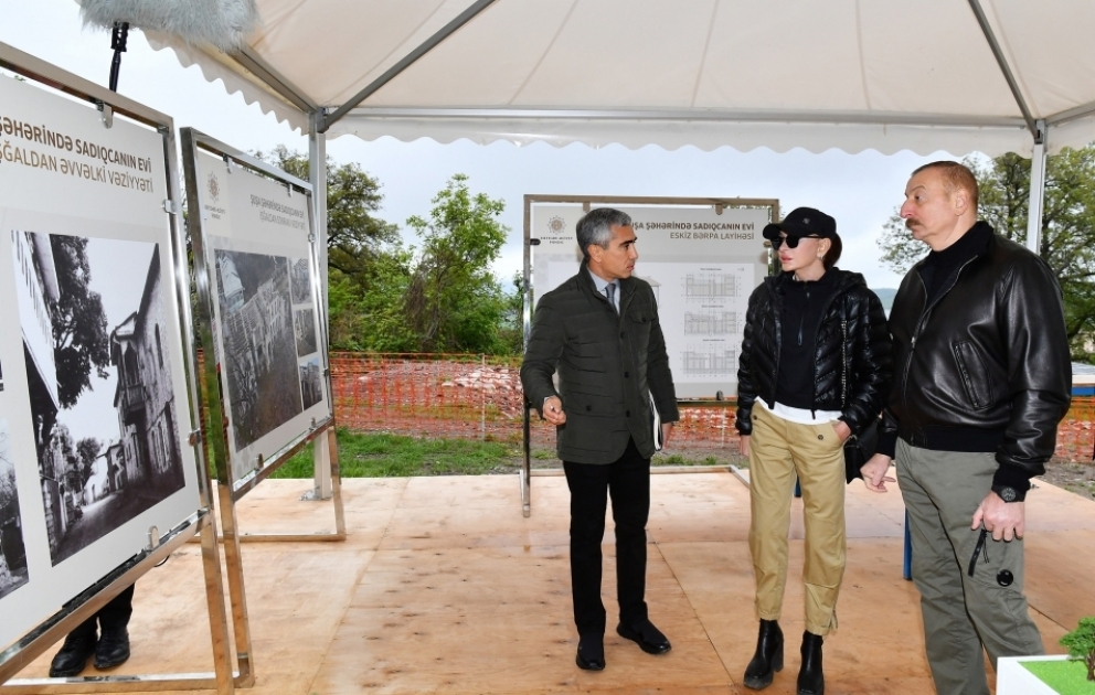President Ilham Aliyev and First Lady Mehriban Aliyeva viewed restoration work carried out in house of famous tarzan Sadigjan in Shusha
