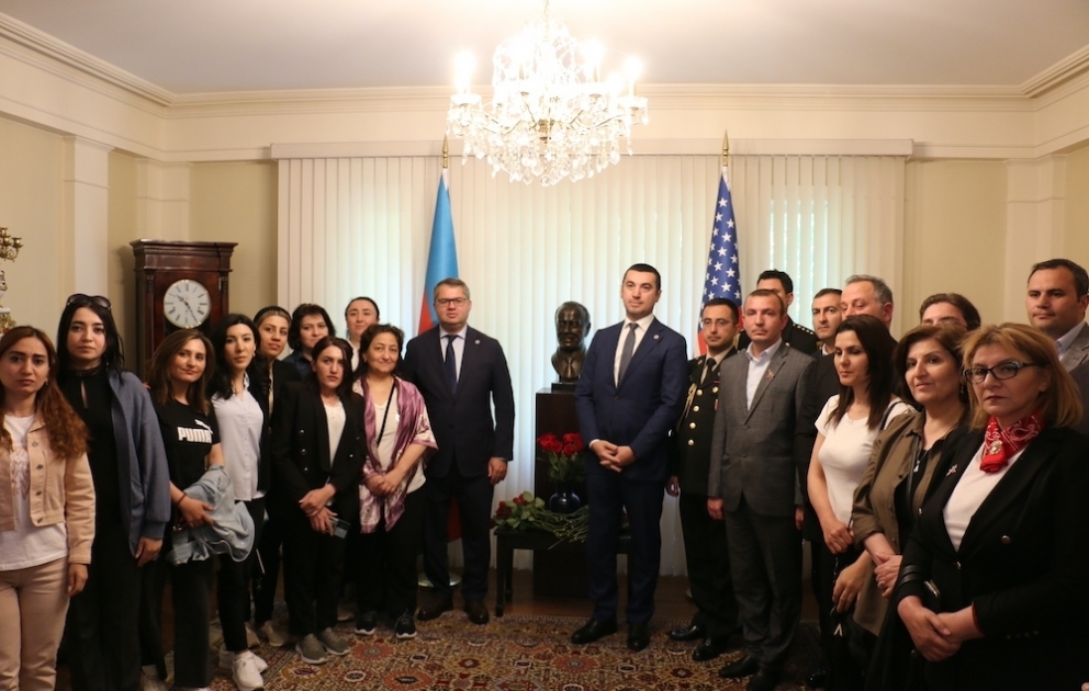 Vaşinqtonda Ulu Öndər Heydər Əliyevin anadan olmasının 99-cu ildönümü münasibətilə tədbir keçirilib