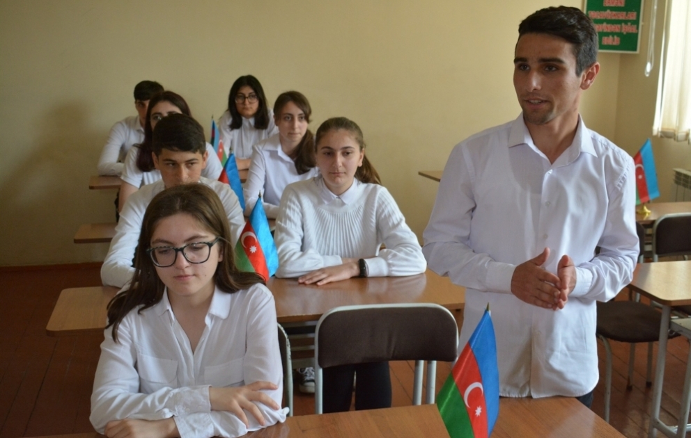 Xaçmazlı məktəbli fənn olimpiadalarında ardıcıl 3-cü dəfə qızıl medal qazanıb