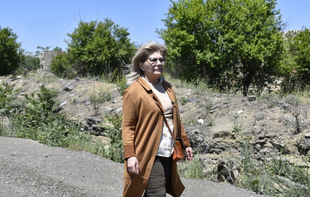 Arzu Oqtay: Ağdamda ata ocağımdan salamat hissə tapacağıma ümid edirdim