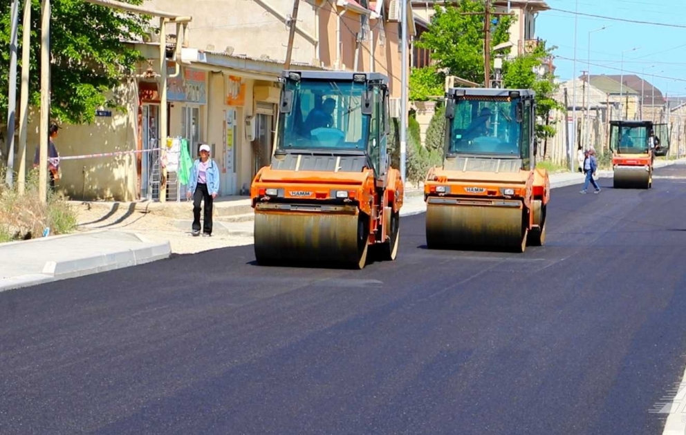 Yeni Suraxanı qəsəbəsində Mərkəzi küçənin təmiri yekunlaşır