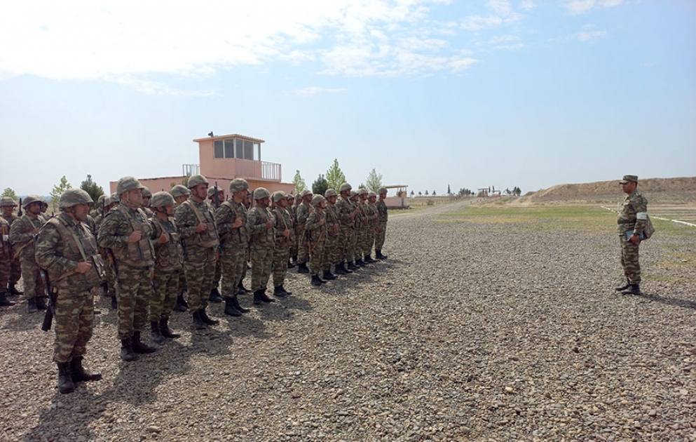 Atəş hazırlığı üzrə praktiki çalışmalar yerinə yetirilib