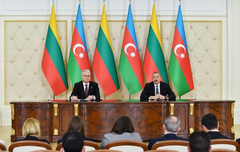 Azərbaycan və Litva prezidentləri mətbuata bəyanatlarla çıxış ediblər