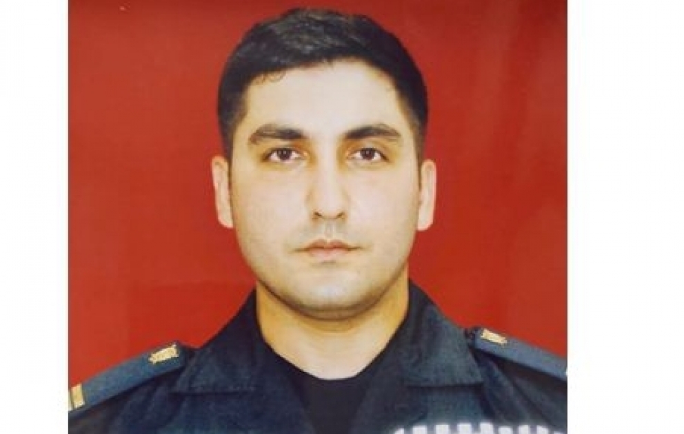 Nəsimi rayonunda polis əməkdaşı mənzildə yanğın zamanı tüstüdən zəhərlənən vətəndaşın həyatını xilas edilib