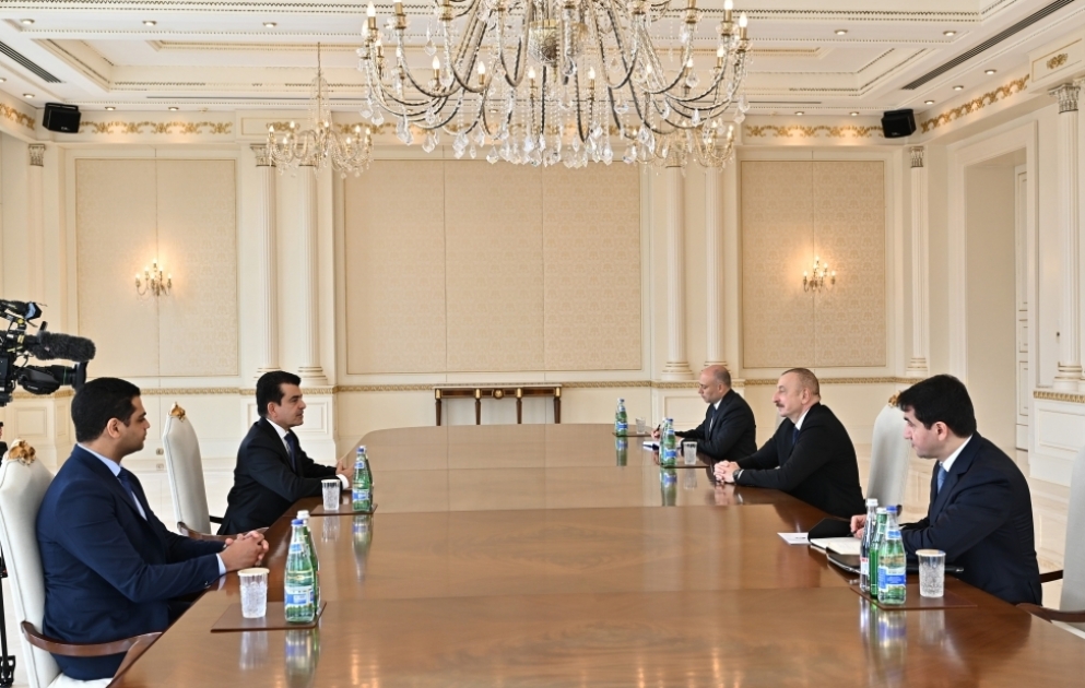 Präsident von Aserbaidschan Ilham Aliyev empfängt ISESCO-Generaldirektor