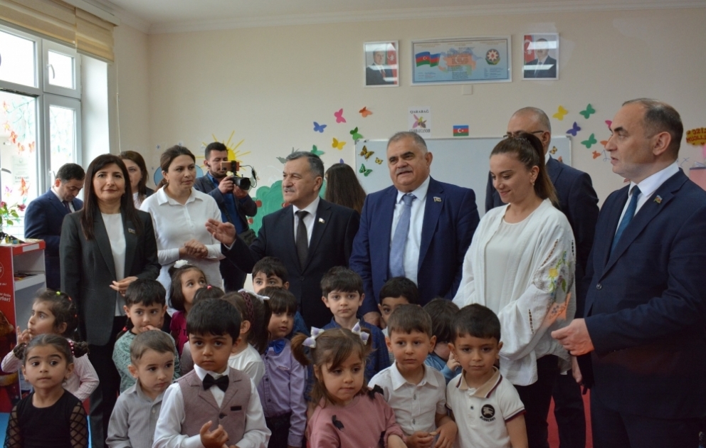 Deputatlar Xaçmazda icma əsaslı məktəbəqədər təhsil qrupları ilə tanış olublar