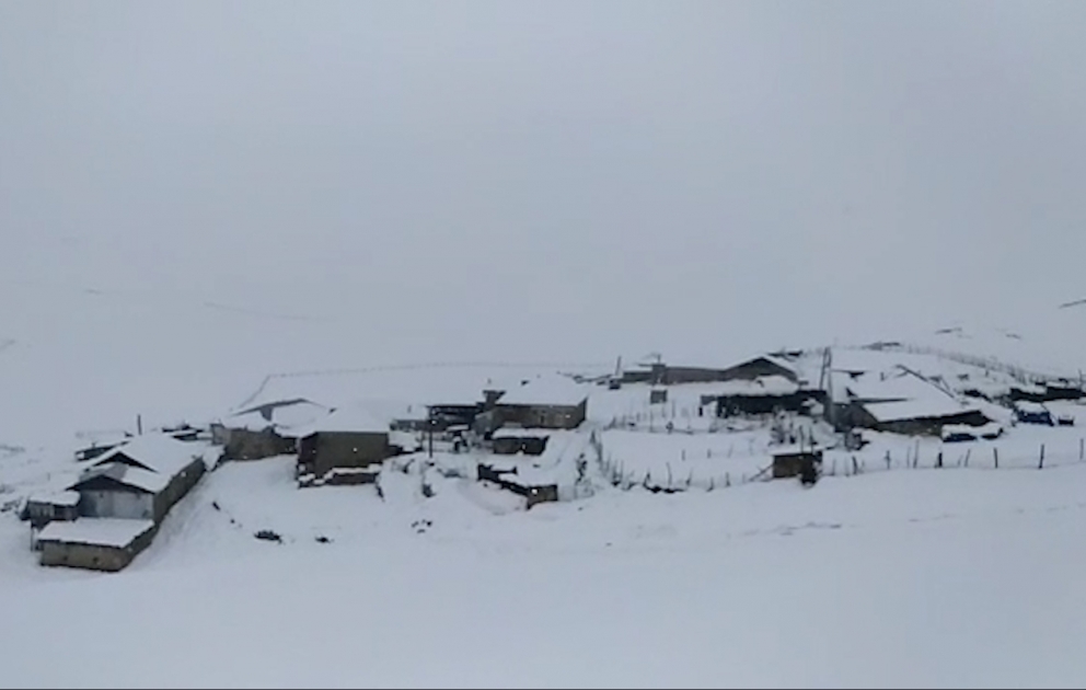 Quba və Qusarın yüksək dağlıq ərazilərinə 20 santimetrədək qar yağıb