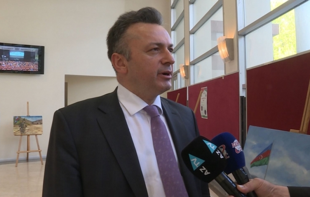 Rektor Kemal Şenocak: Azərbaycanlılar bizim can qardaşlarımızdır