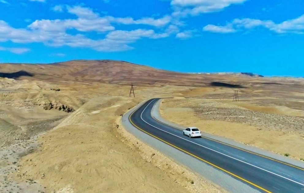 Abşeron rayonunda müasir turizm infrastrukturuna aparan yeni avtomobil yolu inşa edilib