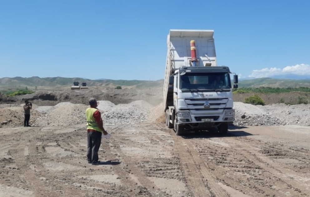 Əhmədbəyli-Horadiz-Mincivan-Ağbənd yolunun tikintisi 2023-cü ilin sonunda başa çatdırılacaq
