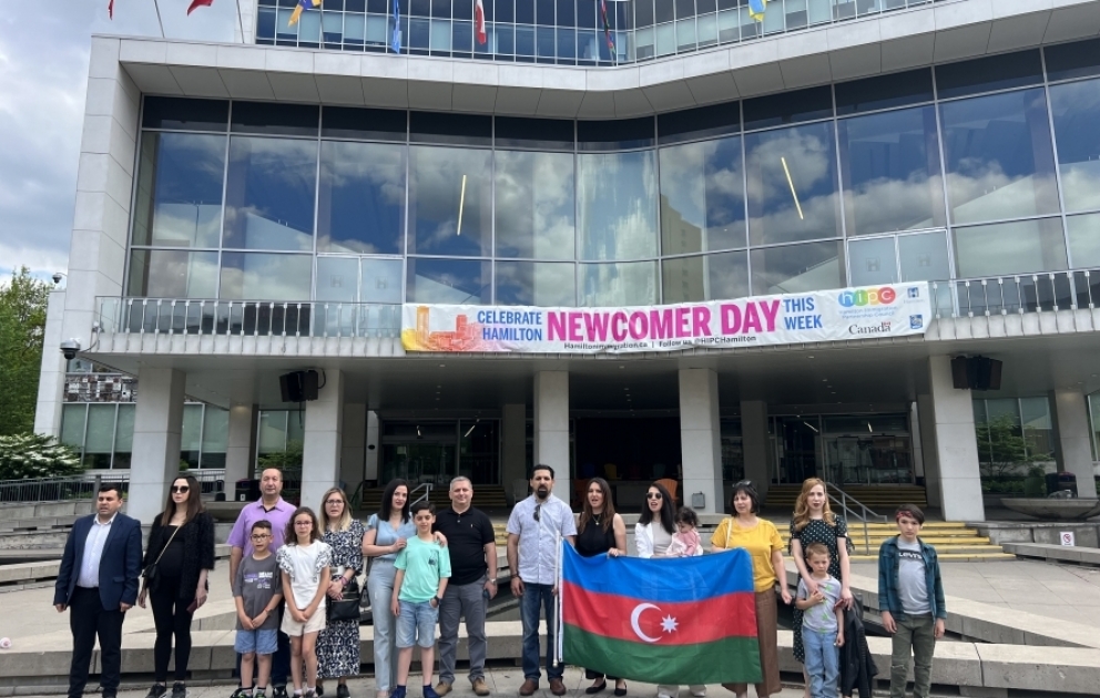 Kanadanın Hamilton şəhərində Azərbaycan bayrağı ucaldılıb