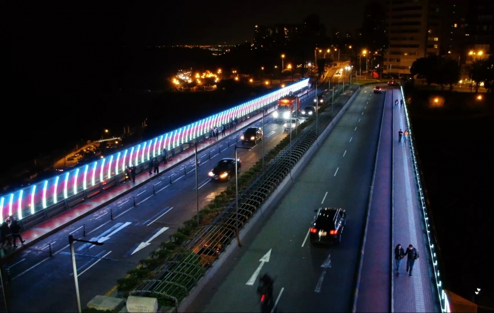 Lima şəhərinin məşhur körpüsü Azərbaycan bayrağının rənglərinə bürünüb