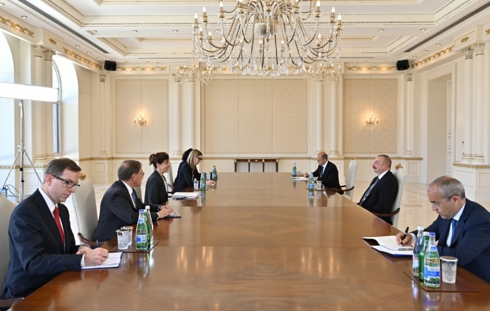 President Ilham Aliyev received Deputy Assistant Secretary for Bureau of Energy Resources at US Department of State