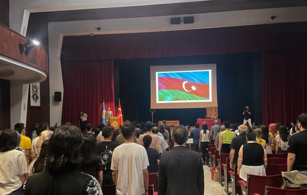 Ankarada Mirzə Fətəli Axundzadənin yaradıcılığına həsr olunan konfrans çərçivəsində “Xəyalət” tamaşası oynanılıb