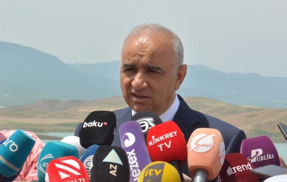 Zakir Quliyev: 20 kanalın beton üzlüyə alınması ilə bağlı layihə-smeta işləri həyata keçirilir