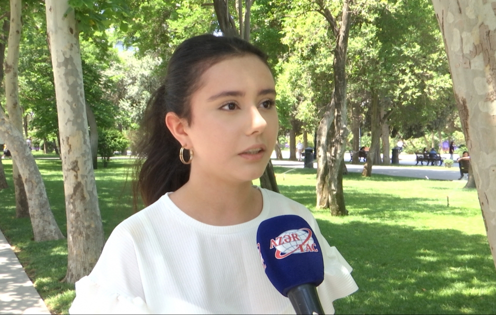 Yüksək nəticə göstərən abituriyent: Dərslərə diqqətli və sistemli yanaşmaq lazımdır