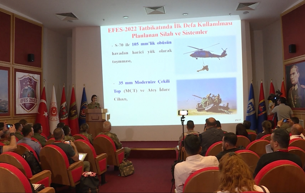 Brifinq: “Efes-2022” hərbi təlimlərində vəzifələr uğurla davam edir