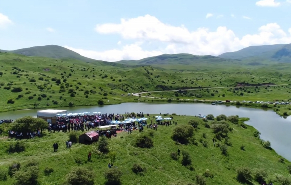 Batabat yaylağında keçirilən bayram tədbiri maraqla qarşılanıb