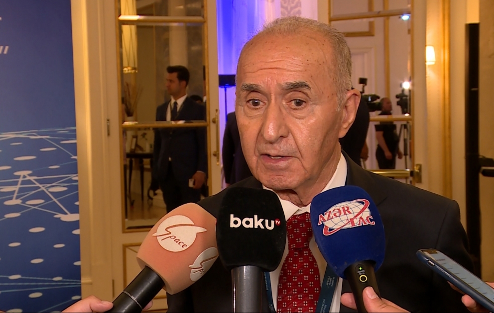 Hikmet Çetin: Azərbaycanla Türkiyənin qardaş və müttəfiq kimi Cənubi Qafqazda sabitliyə töhfə verməsini yüksək qiymətləndirirəm