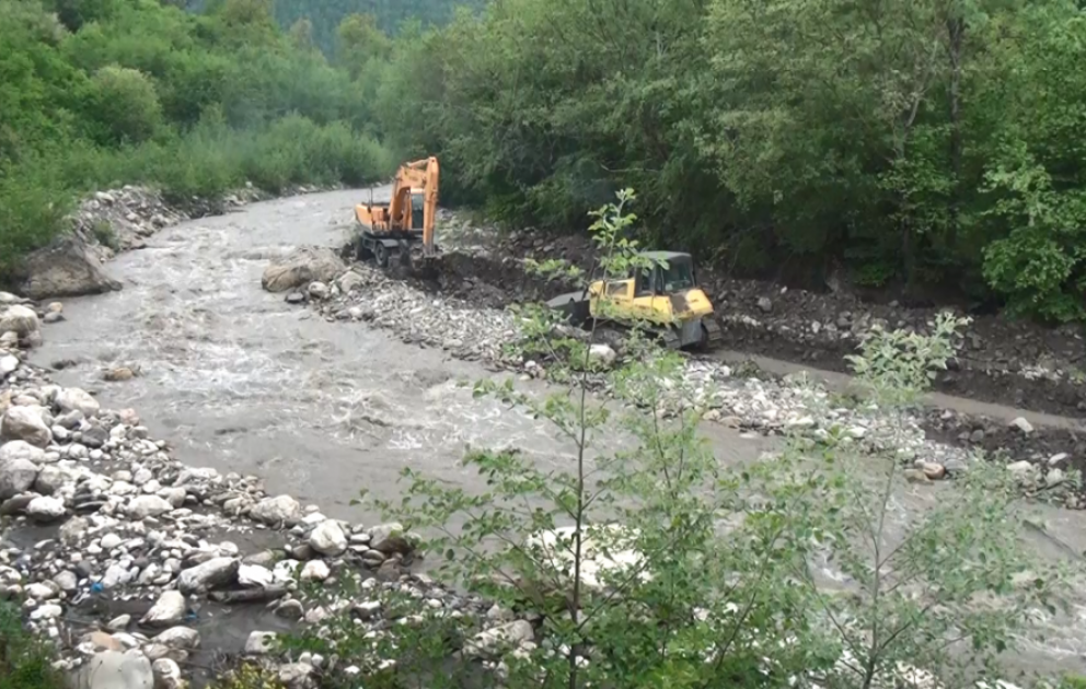 Qubada təsərrüfat sahiblərini suvarma suyu ilə təmin etmək üçün lazımi tədbirlər görülür