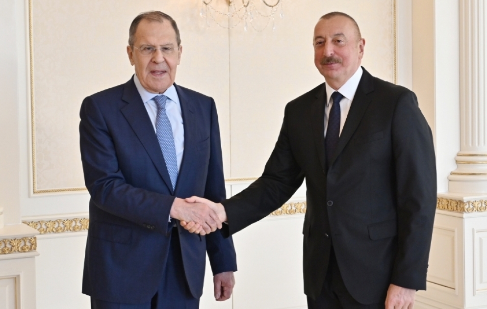 Президент Азербайджана Ильхам Алиев принял министра иностранных дел России Сергея Лаврова