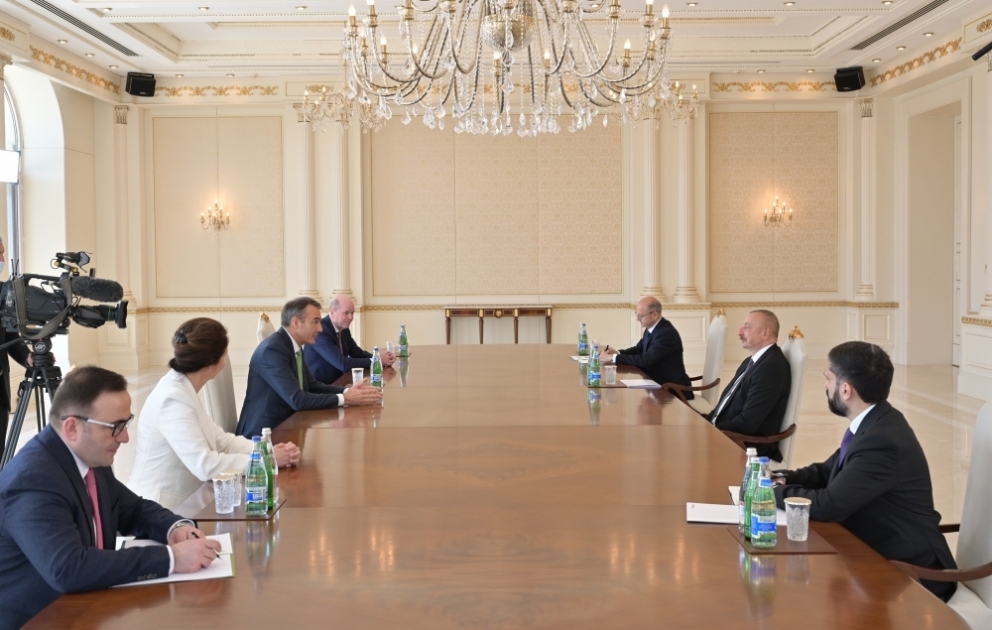 Präsident Ilham Aliyev empfängt CEO von BP