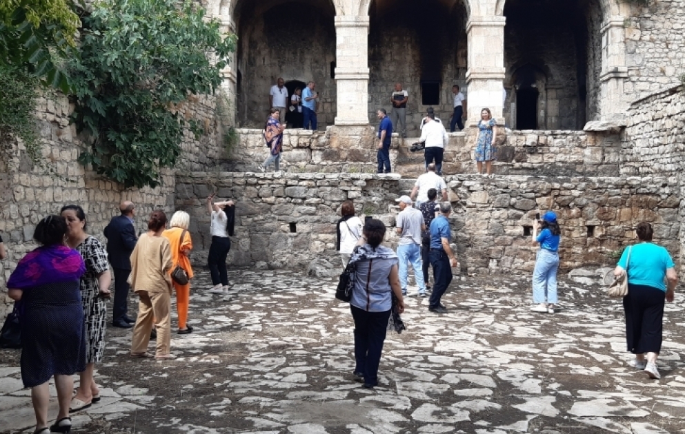 İşğaldan azad olunan Füzuli istiqamətində şəhərlərarası ilk müntəzəm avtobus marşrutu istifadəyə verilib
