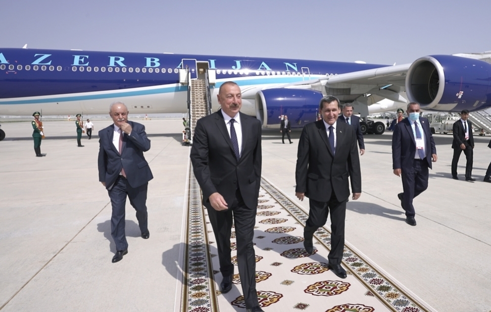 Azərbaycan Prezidenti İlham Əliyev Türkmənistana səfərə gəlib