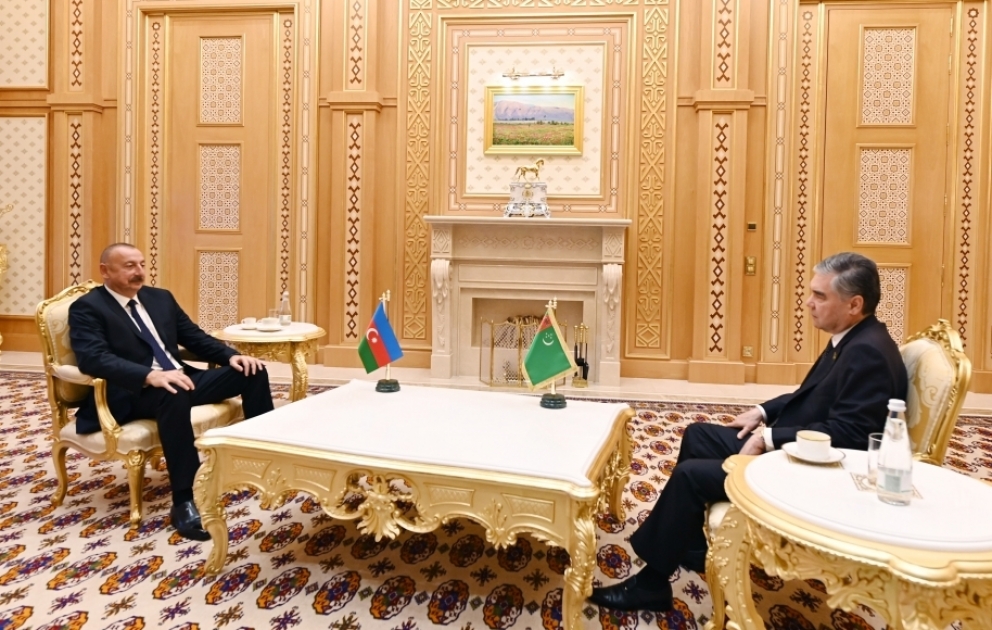 Turkménistan : Ilham Aliyev rencontre Gourbangouly Berdymoukhamedov