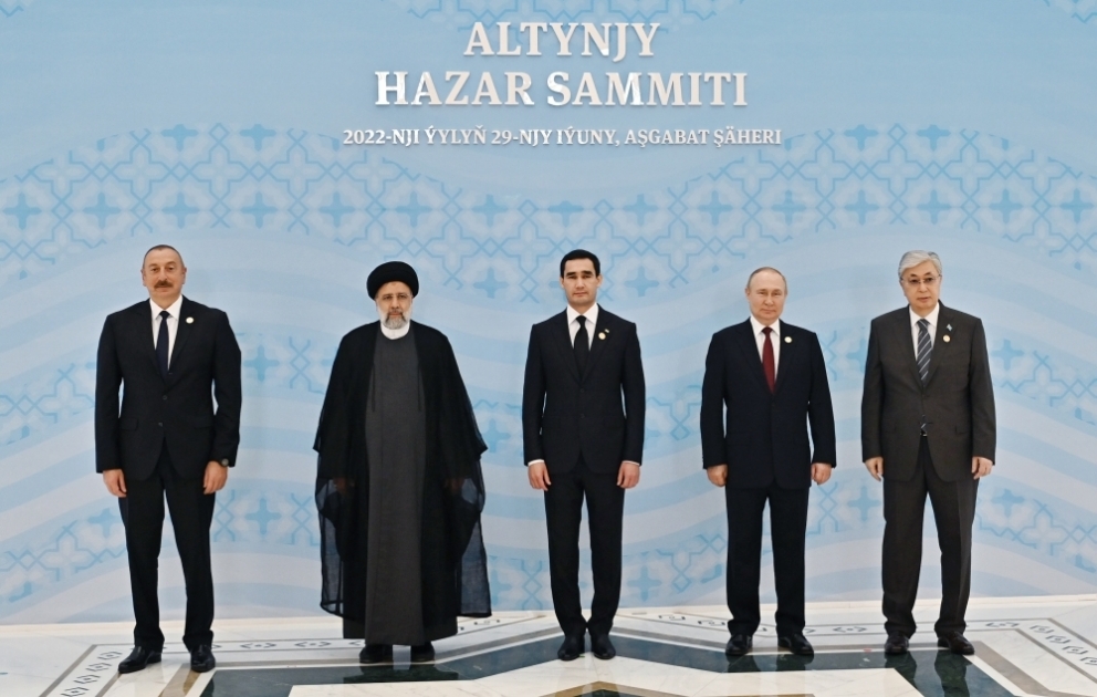 Aşqabadda Xəzəryanı Dövlətlərin Dövlət Başçılarının VI Zirvə Toplantısı keçirilib
Azərbaycan Prezidenti İlham Əliyev Zirvə Toplantısında iştirak edib