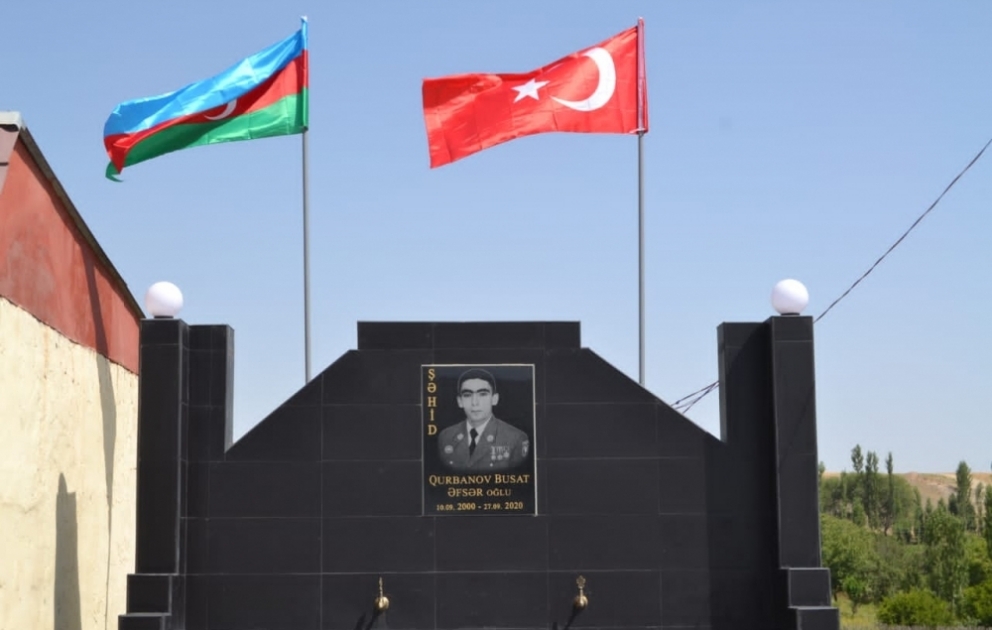 Vətən müharibəsi şəhidi Büsat Qurbanovun xatirəsinə bulaq kompleksi inşa olunub
