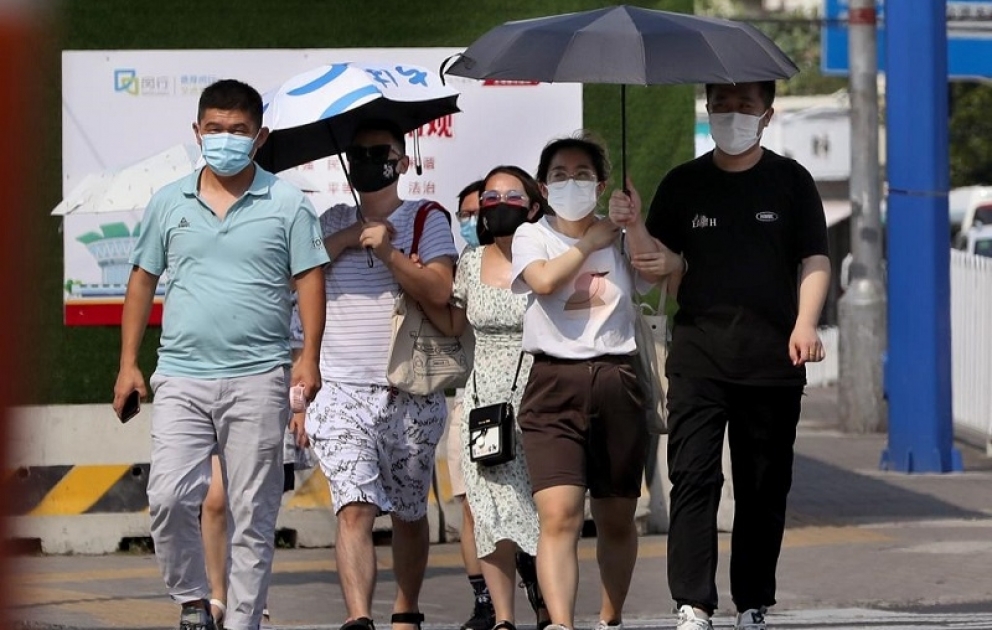 Temperature in Shanghai hits record high