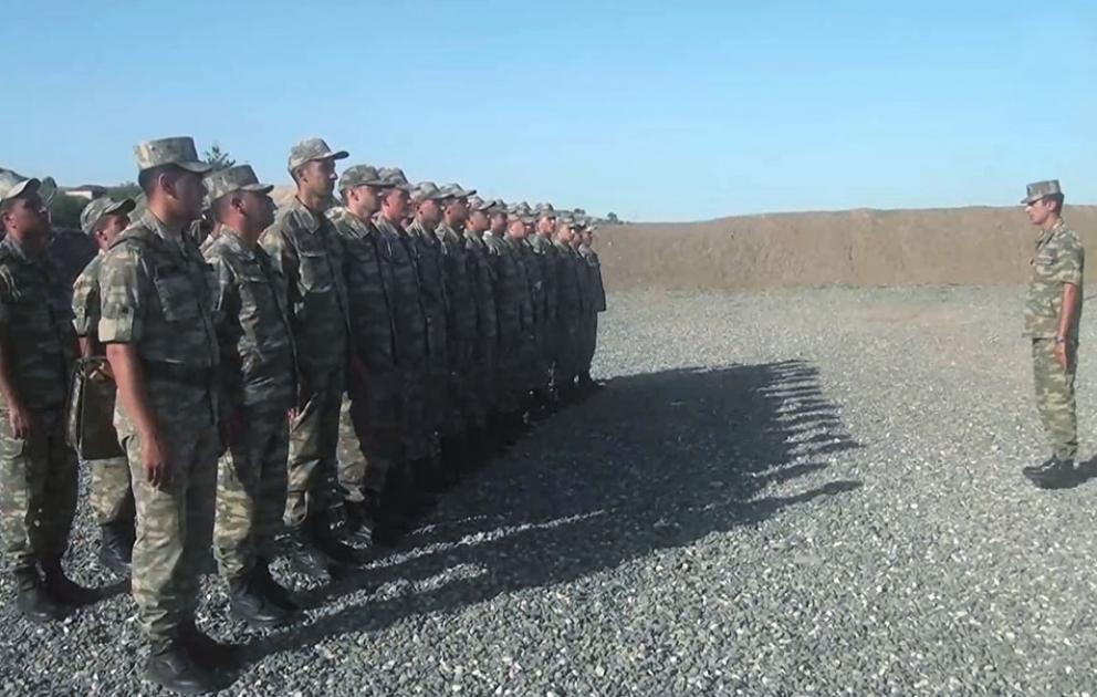 Azad edilmiş ərazilərdə qoşun xidməti yüksək səviyyədə təşkil edilir