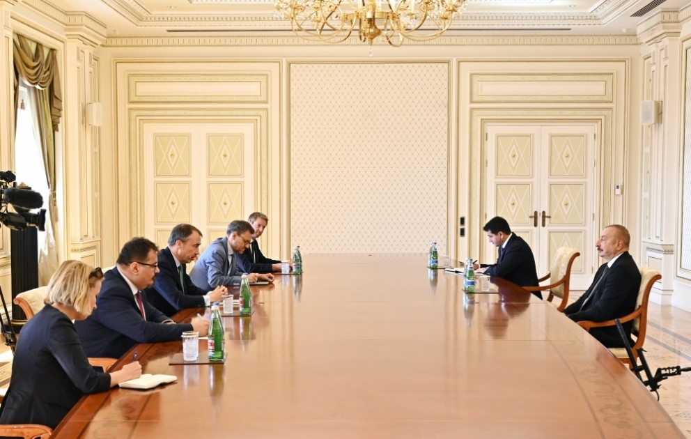 Präsident Ilham Aliyev empfängt EU-Sonderbeauftragten für den Südkaukasus