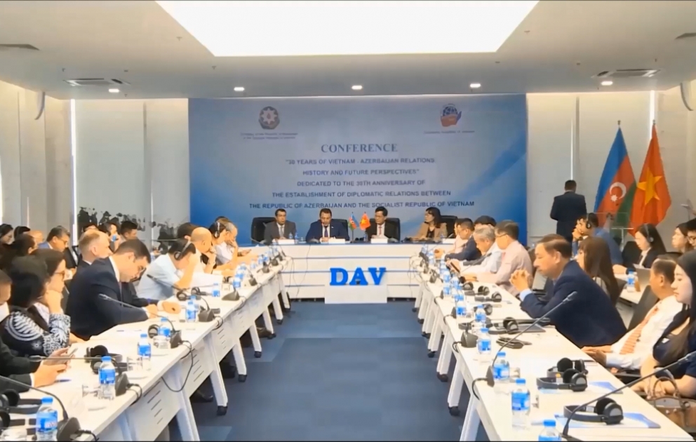 Azərbaycan və Vyetnam arasında diplomatik münasibətlərin qurulmasının 30 illiyinə həsr olunan konfrans keçirilib