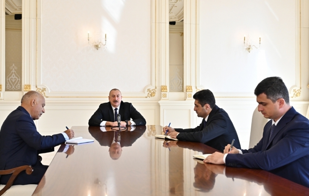 Prezident İlham Əliyev Araz Əhmədovu Masallı, Əkbər Abbasovu Lerik və Elvin Paşayevi Göygöl rayon icra hakimiyyətlərinin başçısı təyin olunmaları ilə əlaqədar qəbul edib