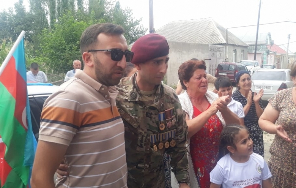 “YAŞAT” Fondu tərəfindən Türkiyəyə göndərilən və burada müalicə alan daha bir qazimiz Vətənə qayıdıb