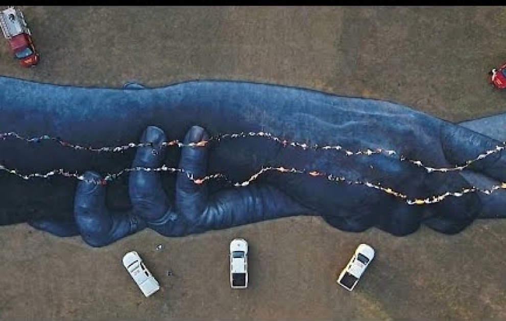 French artist paints giant 'land art' in Brazil'