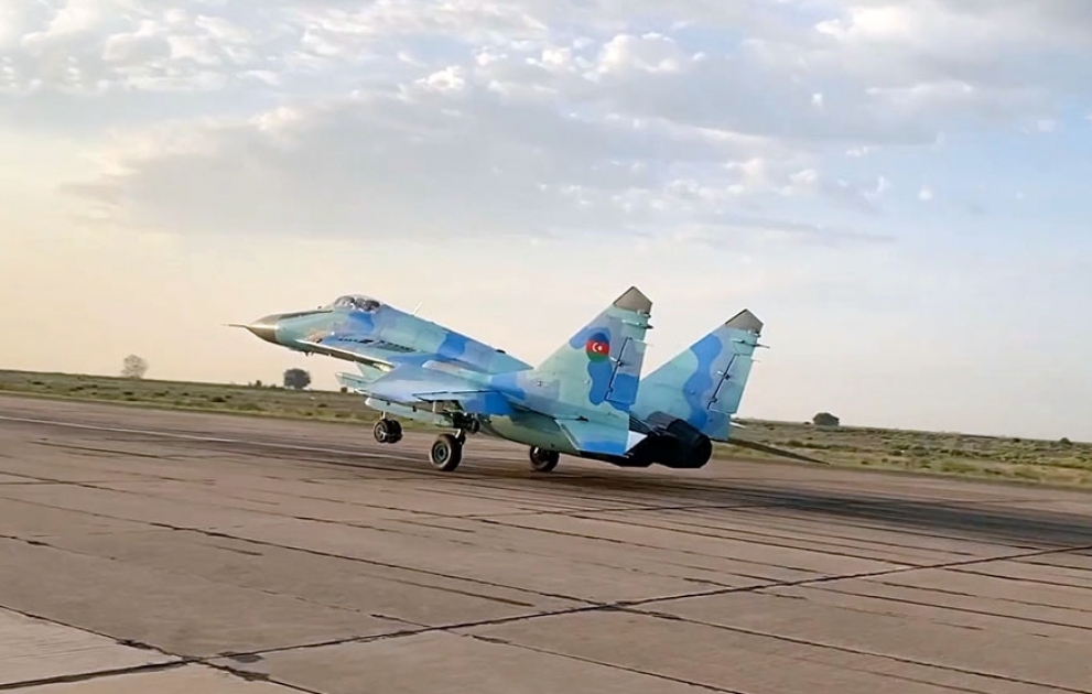 Classes of a new training period are held with the aircraft of the Azerbaijan Air Force