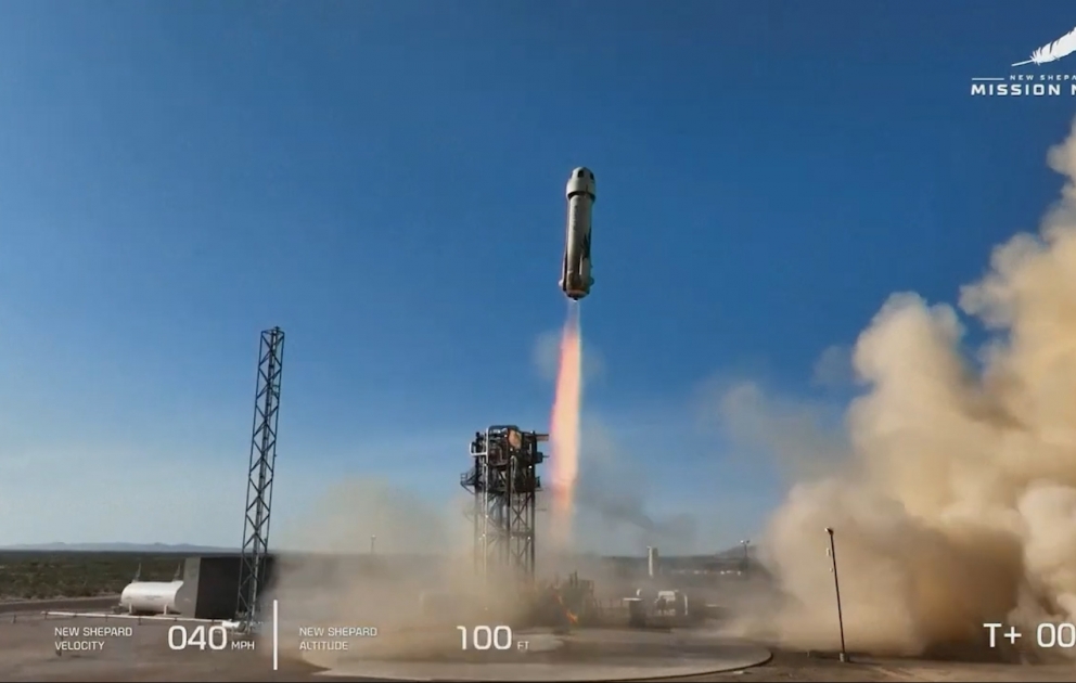 “Blue Origin” kosmosa ilk Misir və Portuqaliya vətəndaşlarını göndərib