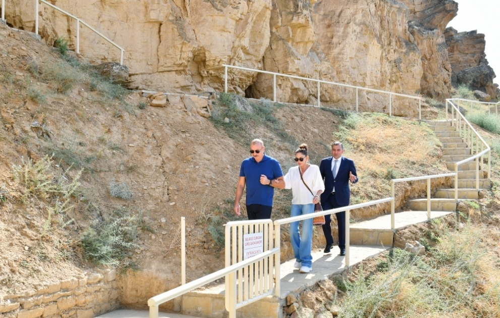 President Ilham Aliyev and First Lady Mehriban Aliyeva viewed reconstruction works carried out in “Diri Baba” tomb in Gobustan district