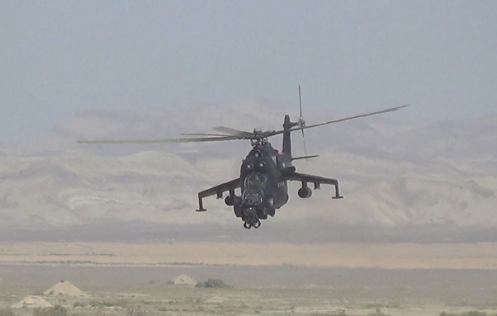 Hərbi Hava Qüvvələrinin helikopter bölmələri ilə təlimlər keçirilib