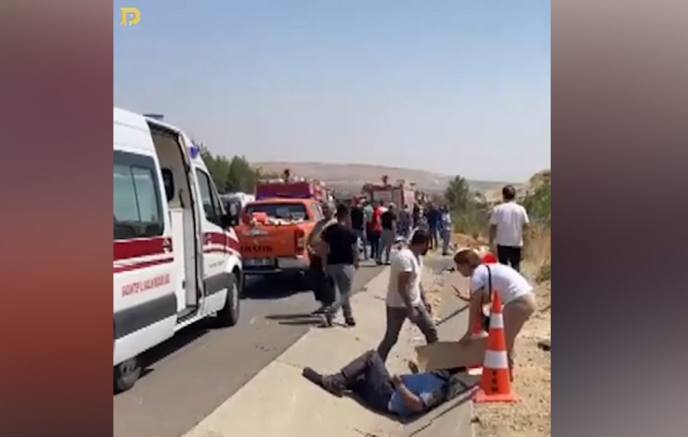 Türkiyədə ağır yol-nəqliyyat hadisəsi baş verib, azı 15 nəfər ölüb