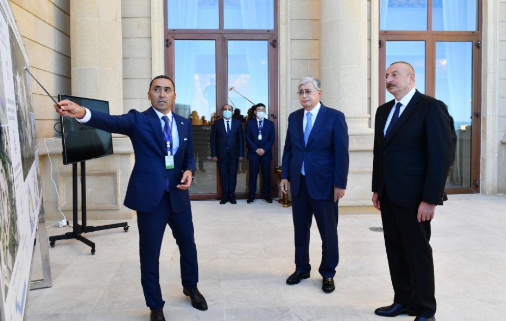 Les présidents azerbaïdjanais et kazakh prennent connaissance du projet du Centre pour le développement de la créativité Kourmangazy à construire pour les enfants à Fuzouli