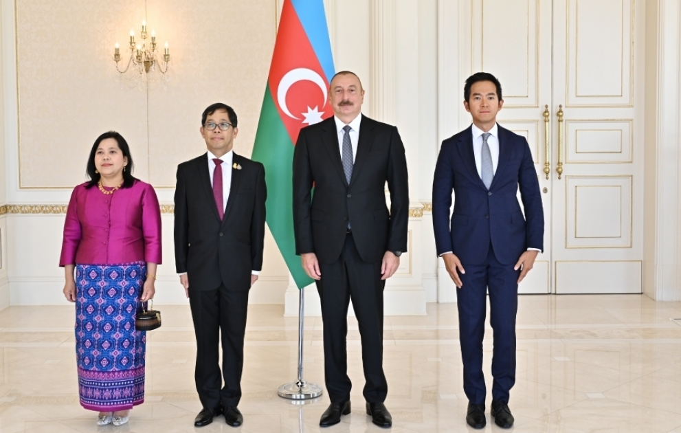 Präsident Ilham Aliyev empfängt neuen thailändischen Botschafter zur Entgegennahme seines Beglaubigungsschreibens